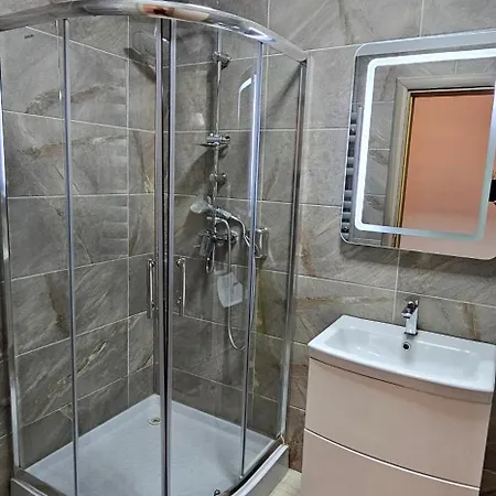 Alezzy Cu Piscina Incalzita Jacuzzy Sauna Năvodari