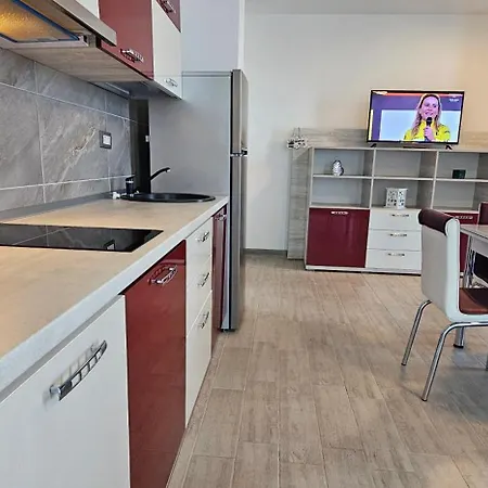 Apartment Alezzy Cu Piscina Incalzita Jacuzzy Sauna