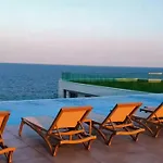 Alezzy Cu Piscina Incalzita Jacuzzy Sauna Нэводари