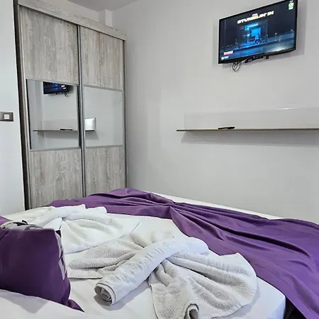 Alezzy Cu Piscina Incalzita Jacuzzy Sauna *