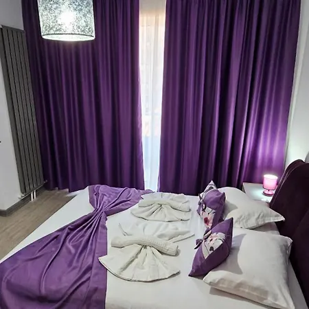 Apartmán Alezzy Cu Piscina Incalzita Jacuzzy Sauna *