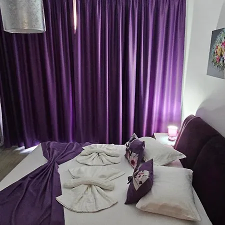 Alezzy Beach Cu Piscina Incalzita Jacuzzy Sauna Apartmán *