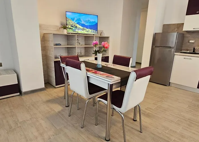 Alezzy Cu Piscina Incalzita Jacuzzy Sauna Năvodari