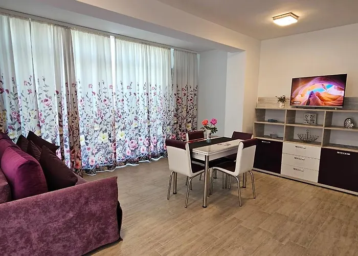 Alezzy Cu Piscina Incalzita Jacuzzy Sauna Apartman